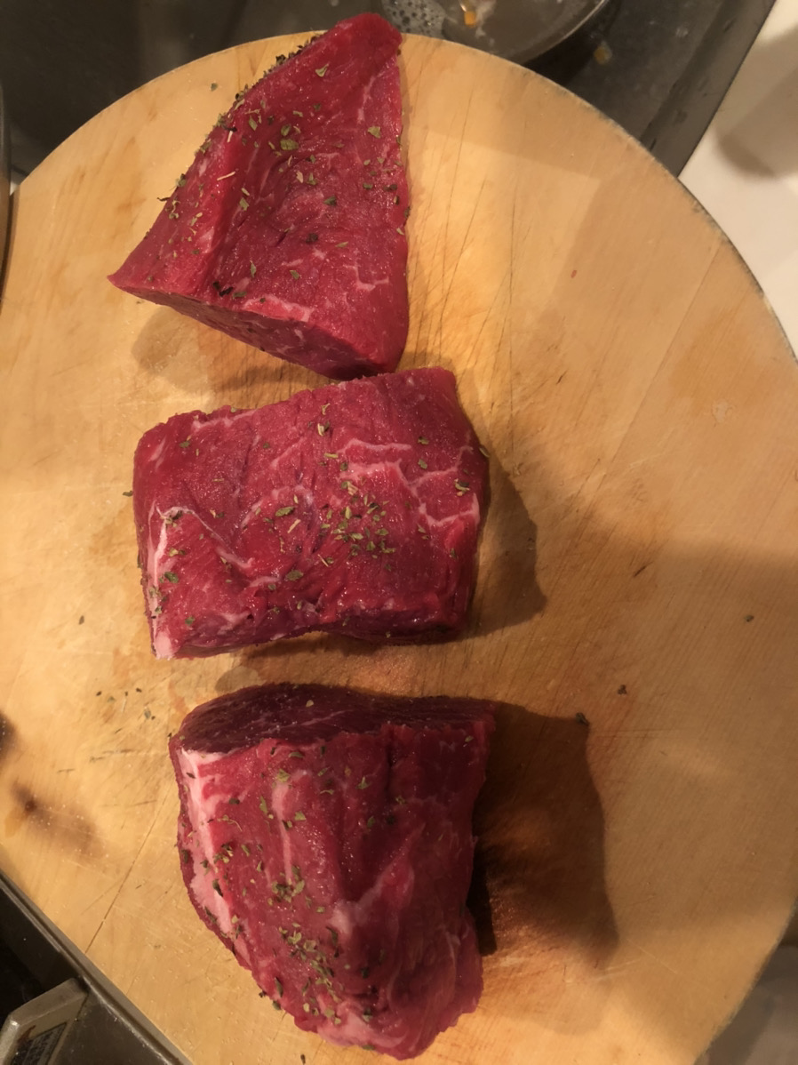 牛肉ステーキの作り方1